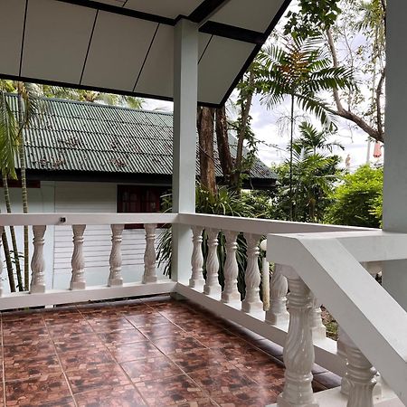 Golden Hill Resort Wok Tum Buitenkant foto